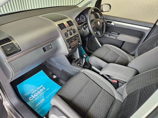 Used Volkswagen Touran 2009 for sale - 75307194: Photo 24