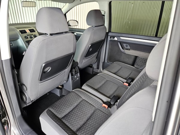 Used Volkswagen Touran 2009 for sale - 75307194: Photo 28