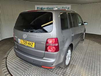 Used Volkswagen Touran 2009 for sale - 75307194: Photo