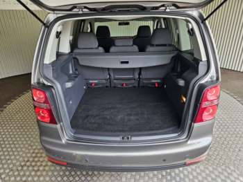 Used Volkswagen Touran 2009 for sale - 75307194: Photo