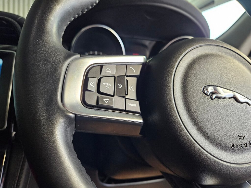 Used Jaguar F-Pace 2020 for sale - 77780441: Photo 16