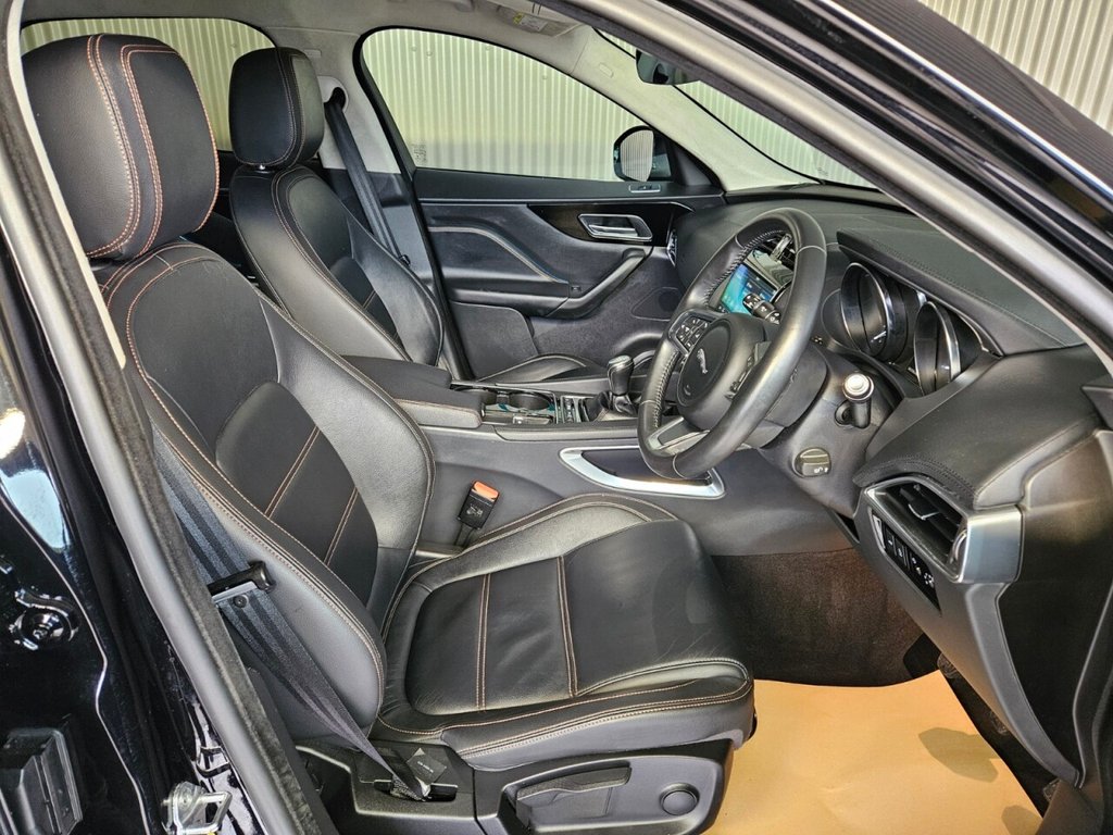 Used Jaguar F-Pace 2020 for sale - 77780441: Photo 28