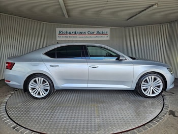 Used Skoda Superb 2017 for sale - 78256271: Photo