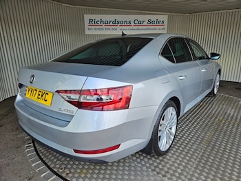 Used Skoda Superb 2017 for sale - 78256271: Photo