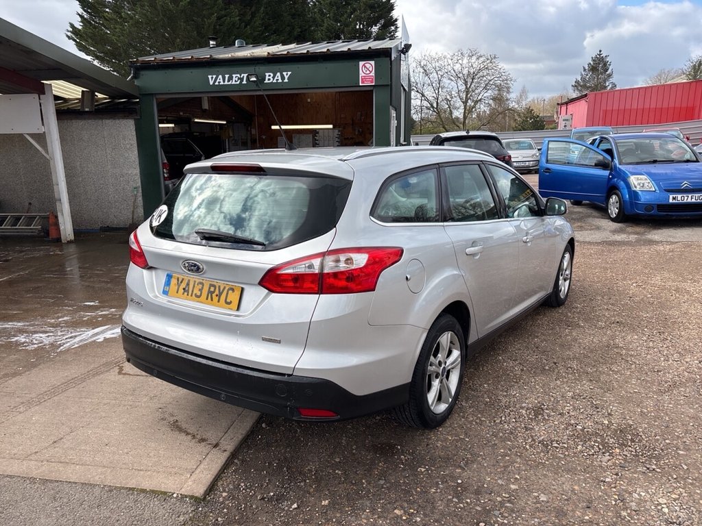 Used Ford Focus 2013 for sale - 77835587: Photo 4