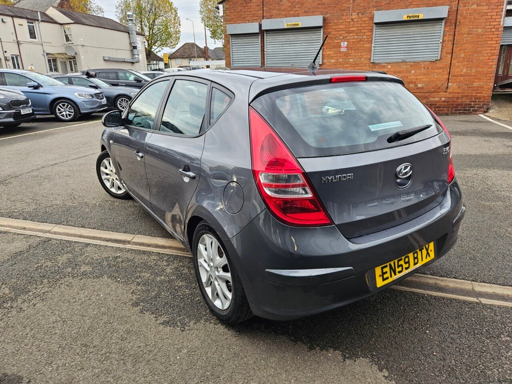 Used Hyundai i30 2010 for sale - 76482509: Photo 3