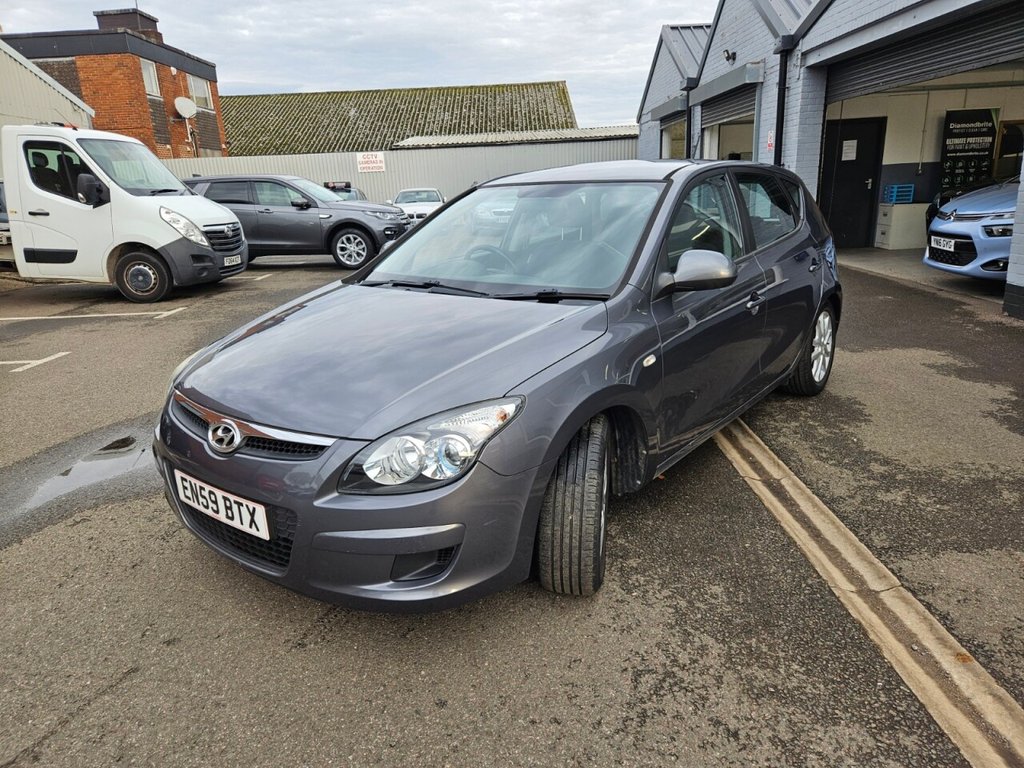 Used Hyundai i30 2010 for sale - 76482509: Photo 4
