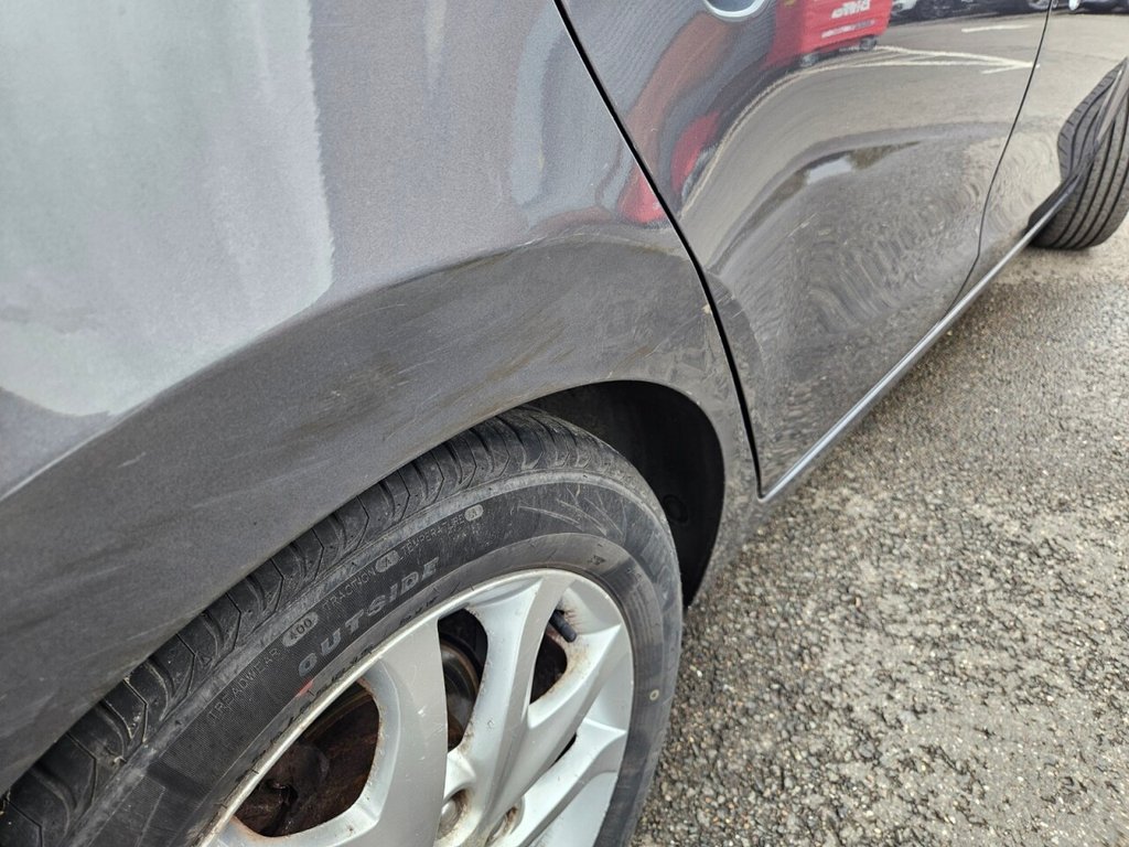 Used Hyundai i30 2010 for sale - 76482509: Photo 6