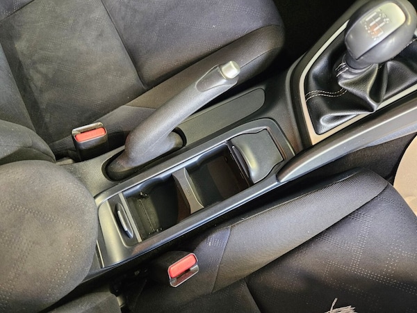 Used Honda Civic 2012 for sale - 76223910: Photo 17