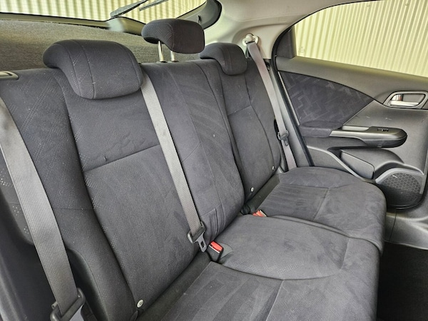 Used Honda Civic 2012 for sale - 76223910: Photo 24