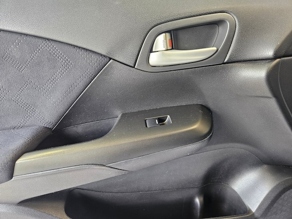 Used Honda Civic 2012 for sale - 76223910: Photo 29