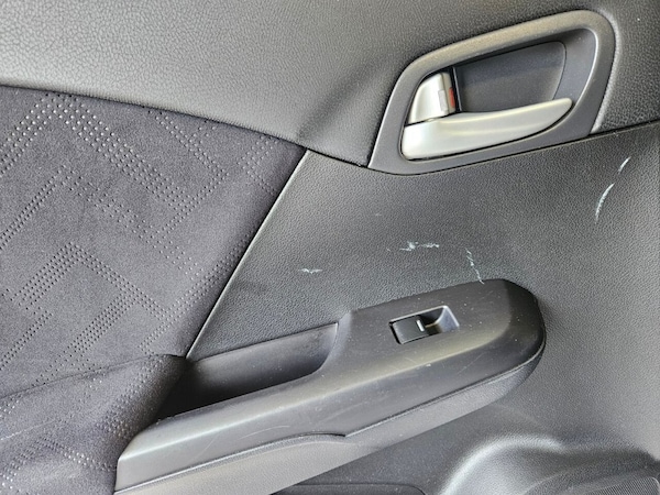 Used Honda Civic 2012 for sale - 76223910: Photo 33
