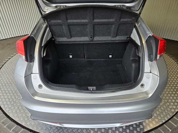 Used Honda Civic 2012 for sale - 76223910: Photo 4
