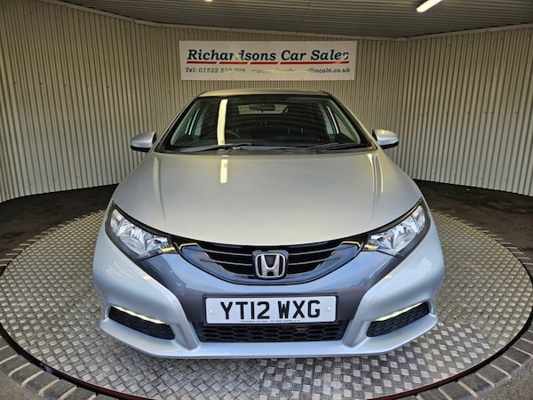 Used Honda Civic 2012 for sale - 76223910: Photo 8