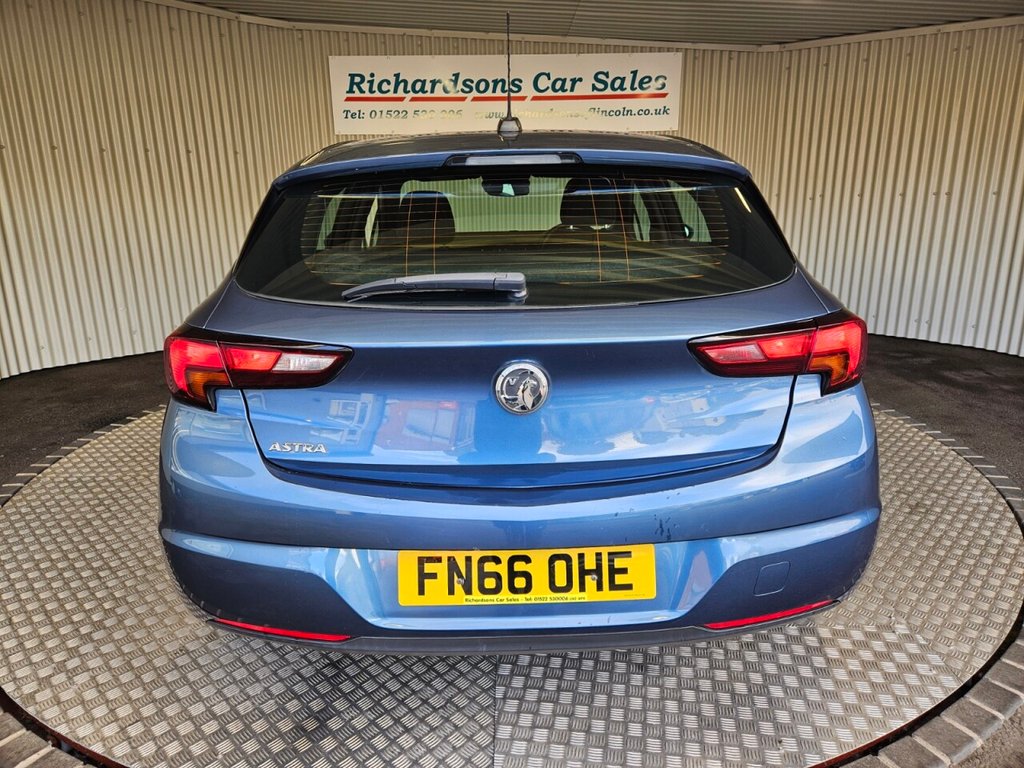 Used Vauxhall Astra 2016 for sale - 76395735: Photo 4