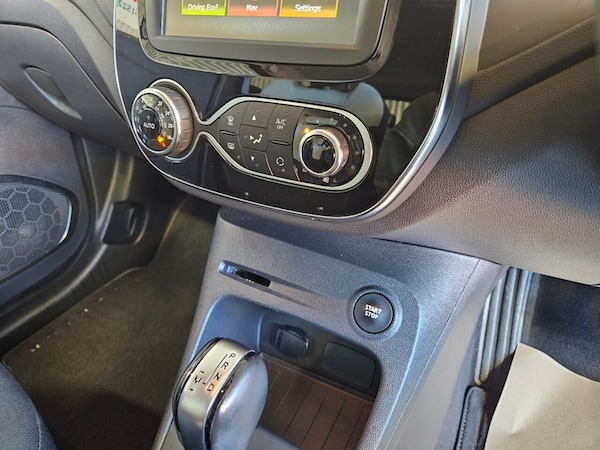 Used Renault Captur 2019 for sale - 76291730: Photo 26