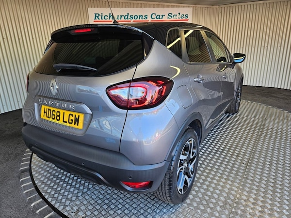Used Renault Captur 2019 for sale - 76291730: Photo 3