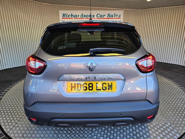 Used Renault Captur 2019 for sale - 76291730: Photo 4