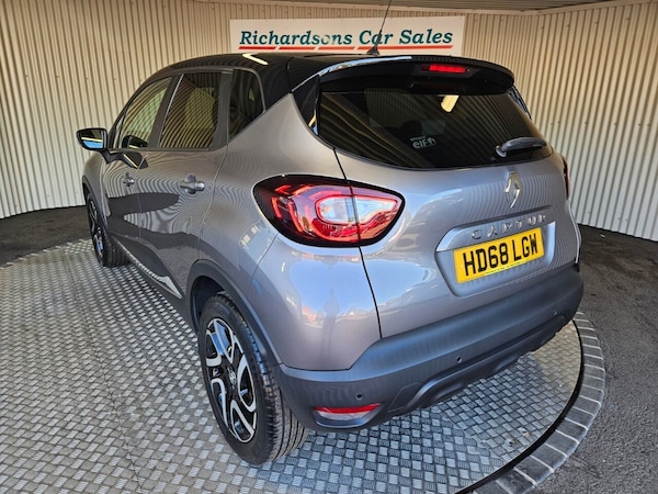 Used Renault Captur 2019 for sale - 76291730: Photo 6
