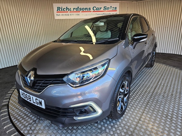 Used Renault Captur 2019 for sale - 76291730: Photo 8