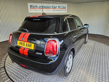 Used MINI Hatch 2018 for sale - 76068906: Photo 3