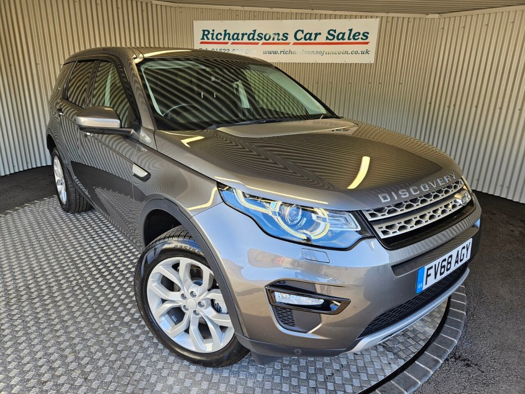 Used Land Rover Discovery Sport 2018 for sale - 76039437: Photo 1
