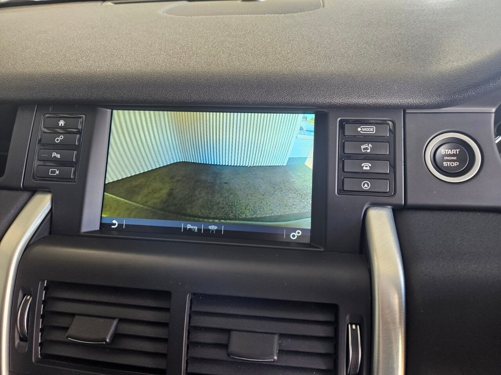 Used Land Rover Discovery Sport 2018 for sale - 76039437: Photo 21