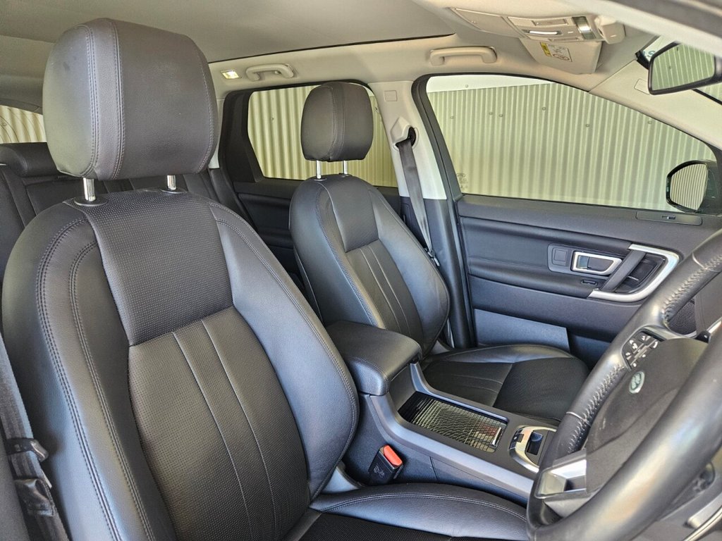Used Land Rover Discovery Sport 2018 for sale - 76039437: Photo 30