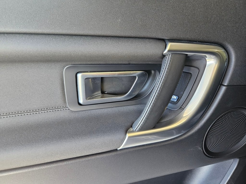 Used Land Rover Discovery Sport 2018 for sale - 76039437: Photo 45