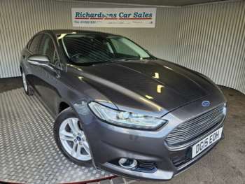 2015 (15) - 2.0 TDCi Titanium 5dr