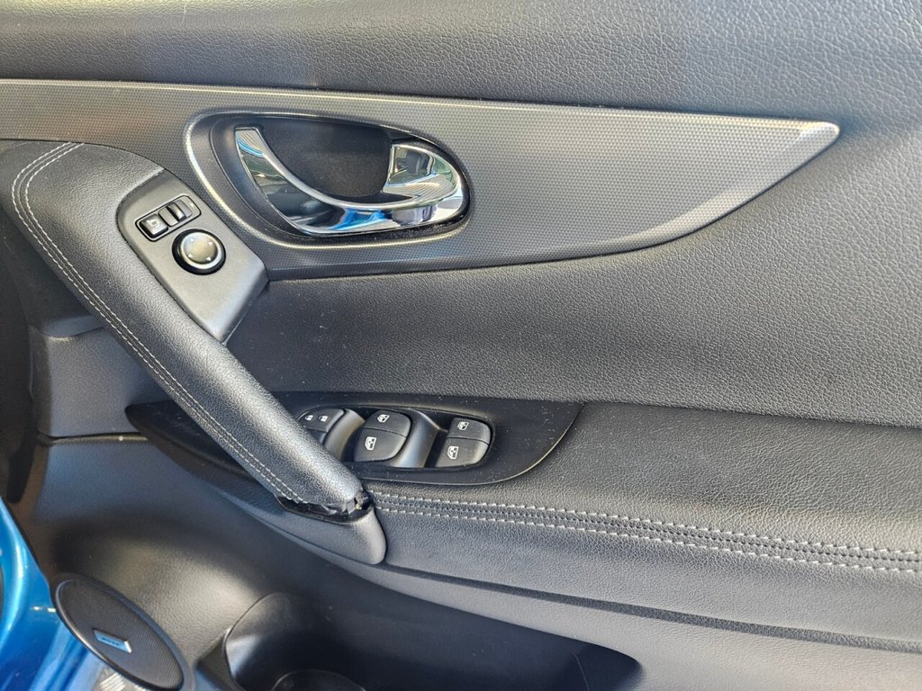 Used Nissan Qashqai 2018 for sale - 77133302: Photo 29