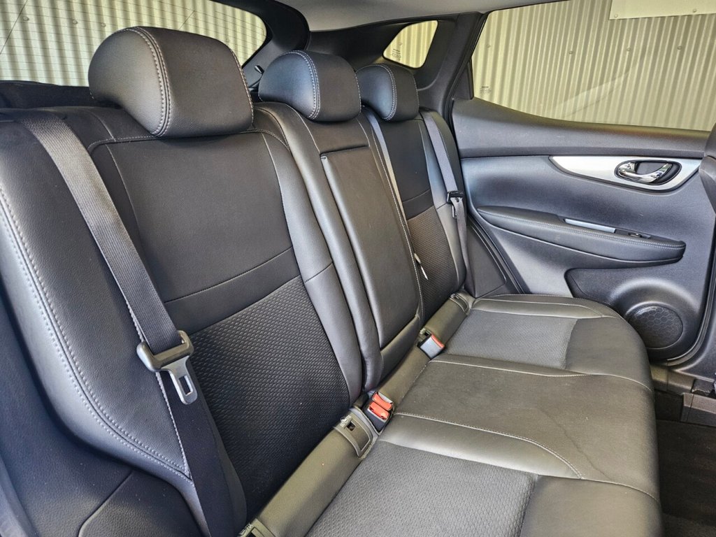 Used Nissan Qashqai 2018 for sale - 77133302: Photo 33