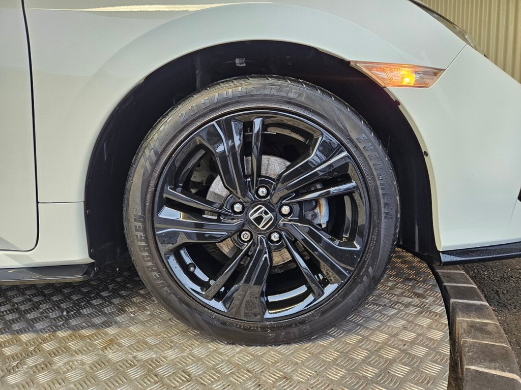 Used Honda Civic 2018 for sale - 77276326: Photo 10