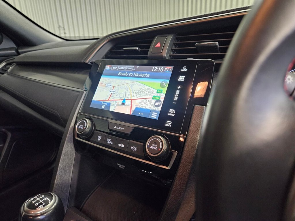 Used Honda Civic 2018 for sale - 77276326: Photo 19