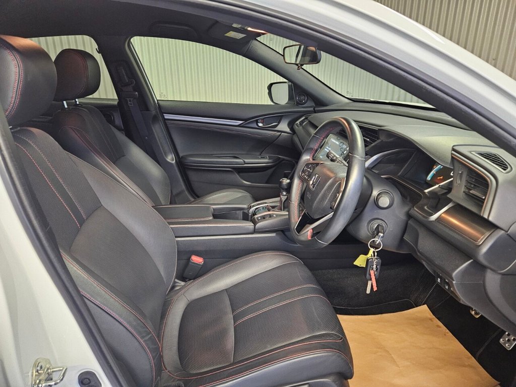 Used Honda Civic 2018 for sale - 77276326: Photo 23