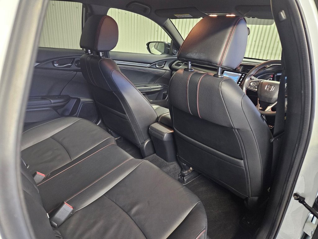 Used Honda Civic 2018 for sale - 77276326: Photo 26