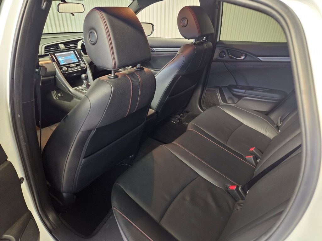 Used Honda Civic 2018 for sale - 77276326: Photo 31