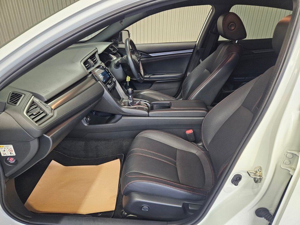 Used Honda Civic 2018 for sale - 77276326: Photo 37