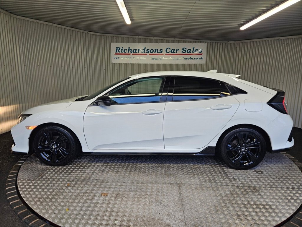 Used Honda Civic 2018 for sale - 77276326: Photo 6