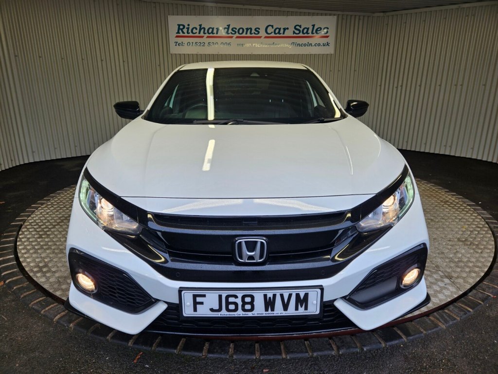 Used Honda Civic 2018 for sale - 77276326: Photo 8