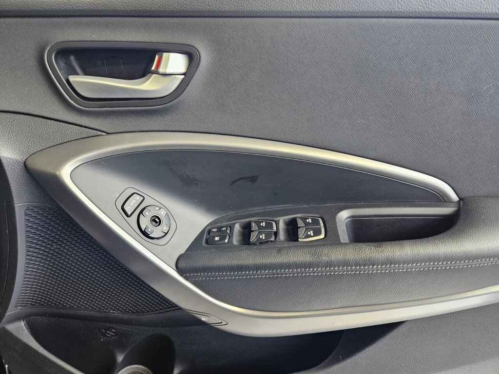 Used Hyundai Santa Fe 2016 for sale - 76333647: Photo 27