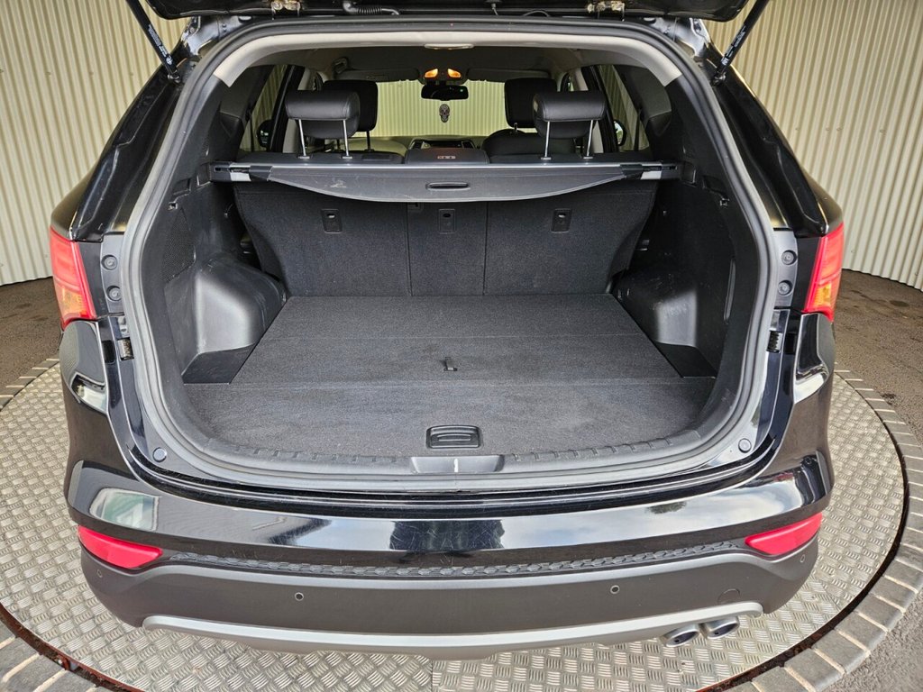 Used Hyundai Santa Fe 2016 for sale - 76333647: Photo 5