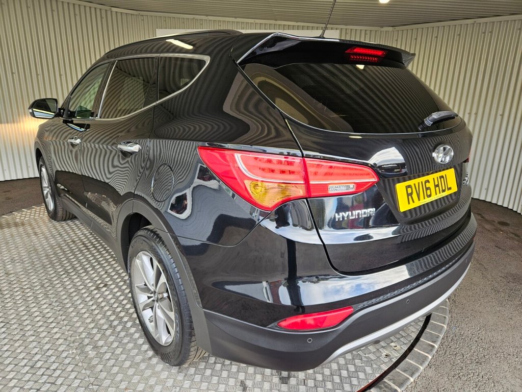 Used Hyundai Santa Fe 2016 for sale - 76333647: Photo 6