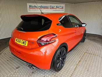 Used Peugeot 208 2016 for sale - 78331010: Photo