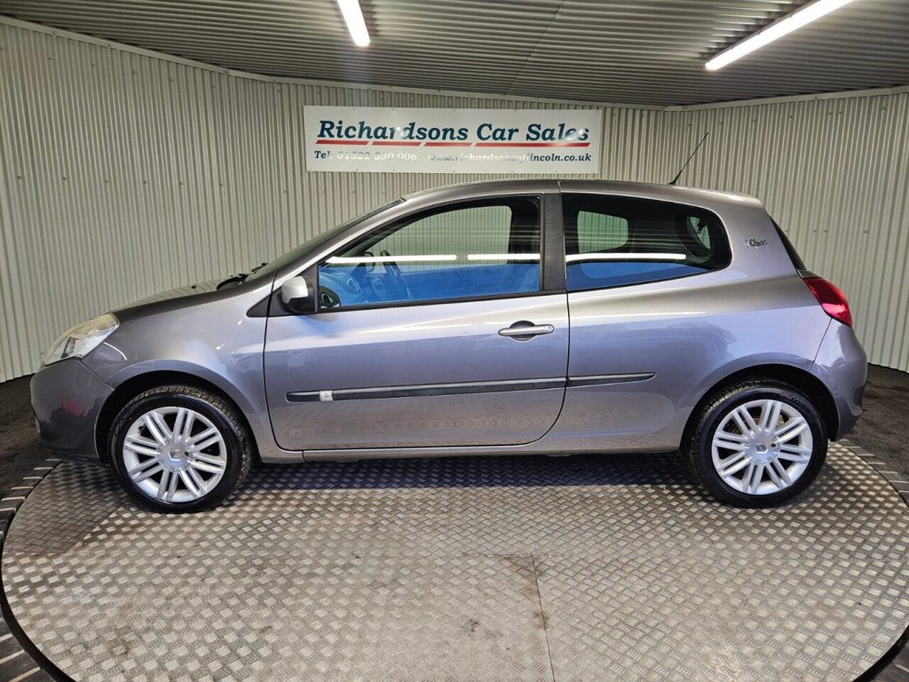 Used Renault Clio 2009 for sale - 77140160: Photo 8
