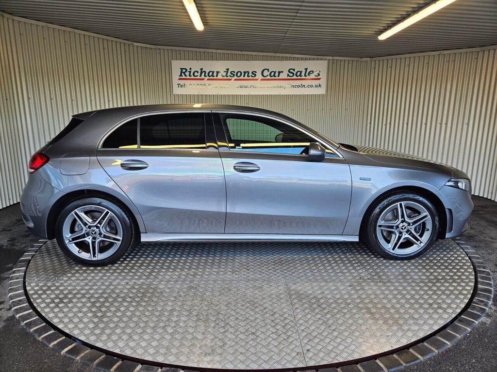 Used Mercedes-Benz A-Class 2020 for sale - 77133722: Photo 2