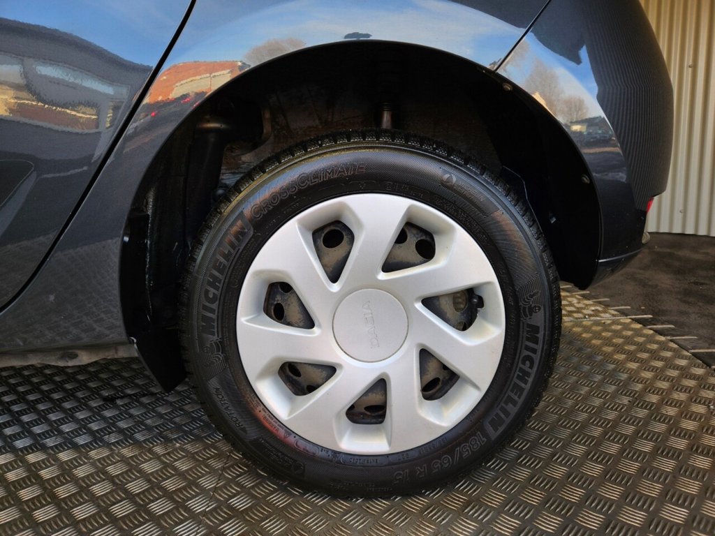 Used Dacia Sandero 2017 for sale - 77089287: Photo 12