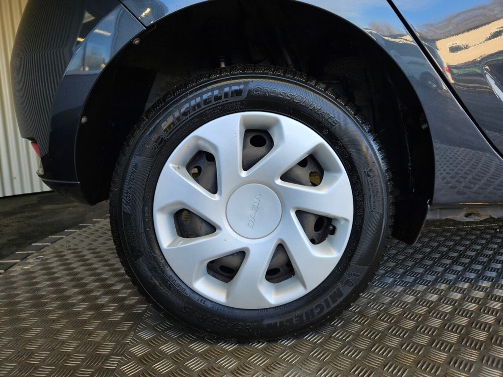 Used Dacia Sandero 2017 for sale - 77089287: Photo 9