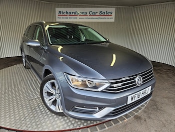 Volkswagen - Passat