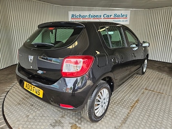 Used Dacia Sandero 2013 for sale - 78887433: Photo